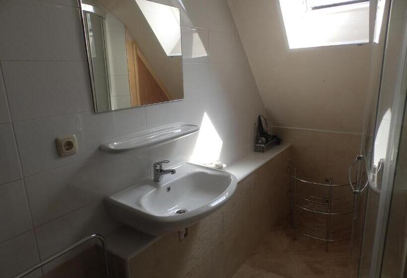 标准间, Short Stay Emmen