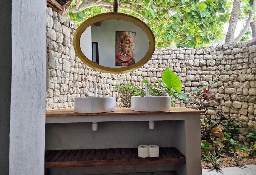 اتاق استاندارد چهار تخته با چشم‌انداز دریا, Aya Beach Resort