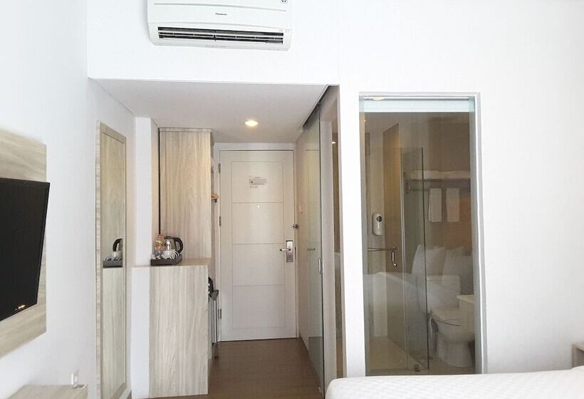 اتاق لوکس, Akshaya Hotel Karawang