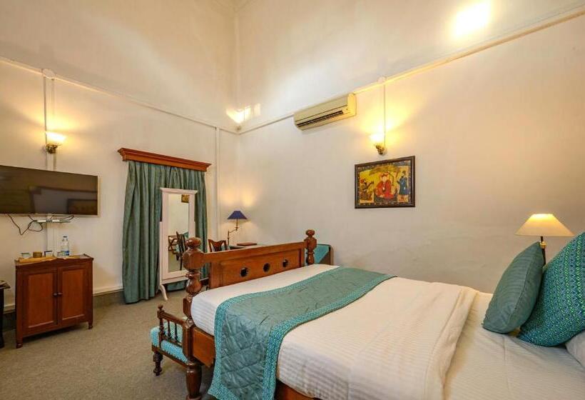 اتاق استاندارد یک نفره, Neemrana S Baradari Palace