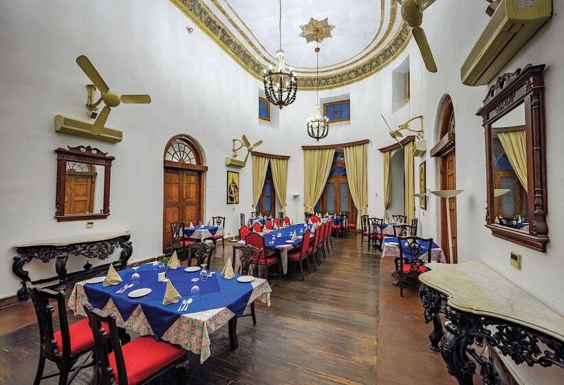 اتاق استاندارد یک نفره, Neemrana S Baradari Palace