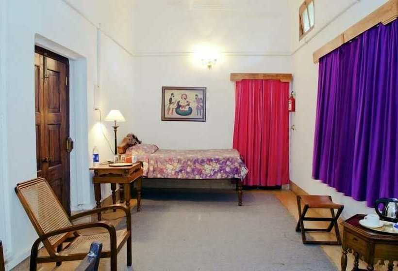 اتاق استاندارد یک نفره, Neemrana S Baradari Palace