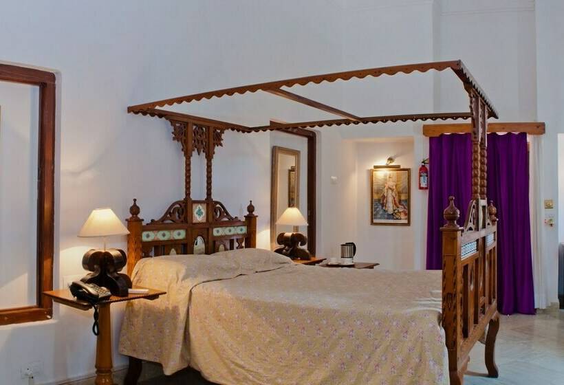 اتاق استاندارد, Neemrana S Baradari Palace