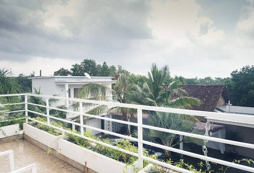 اتاق خانوادگی, Ocean View Residence