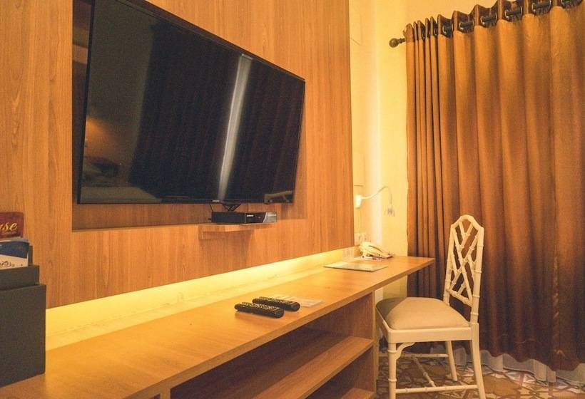 اتاق خانوادگی, Ocean View Residence