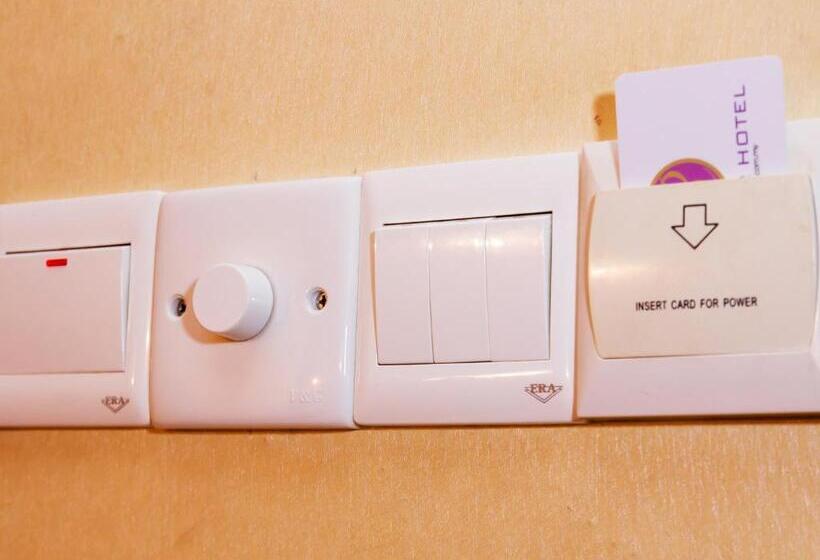اتاق لوکس خانوادگی, Remember Hotel Batu Pahat