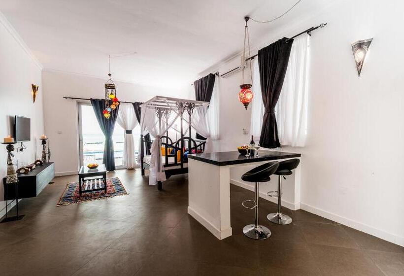 سوئیت با تخت بزرگ, Sofia Sea View