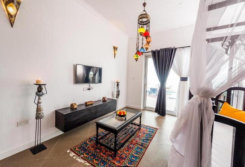سوئیت با تخت بزرگ, Sofia Sea View