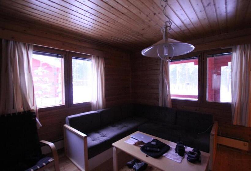 کلبه ییلاقی, Ukonjärven Holiday Village