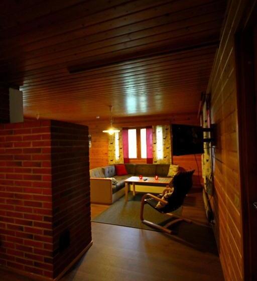 کلبه ییلاقی, Ukonjärven Holiday Village
