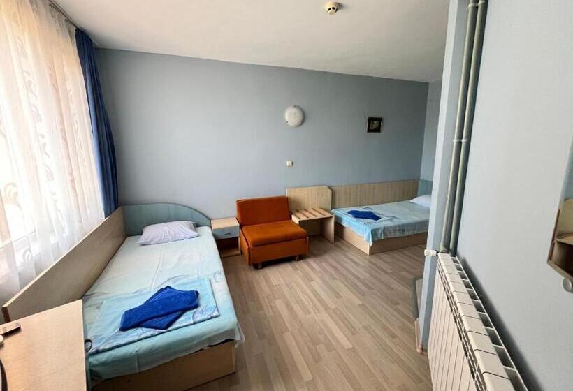 اتاق استاندارد, Family Hotel Delfina
