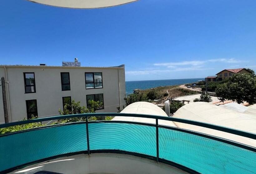 اتاق استاندارد سه نفره, Family Hotel Delfina