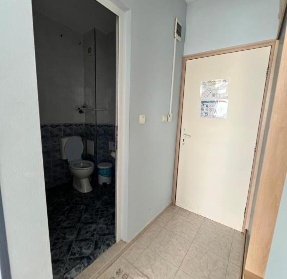 اتاق استاندارد سه نفره, Family Hotel Delfina