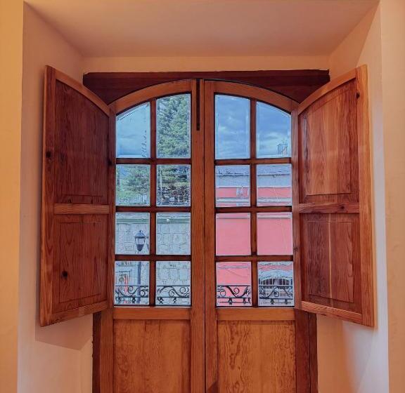 اتاق لوکس, Sauvé Casa Boutique