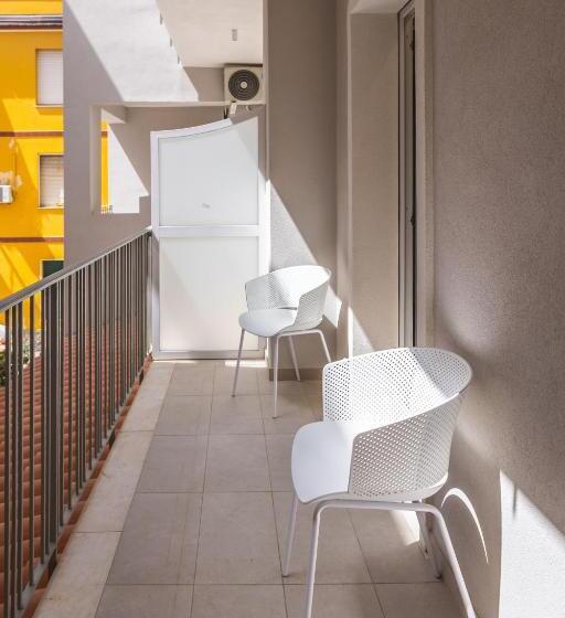 اتاق استاندارد, Atena Room