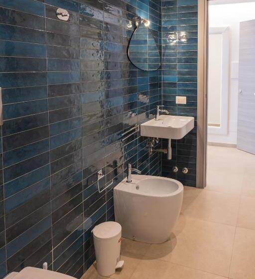 اتاق استاندارد چهار تخته, Aura Room
