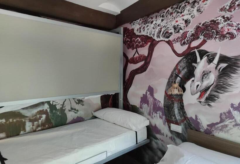 اتاق لوکس چهار تخته, Familyhostelpinto