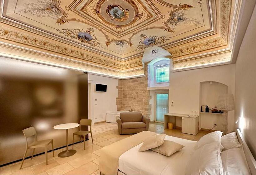 اتاق استاندارد با وان آب گرم, Relais La Muraglia   Luxury Rooms