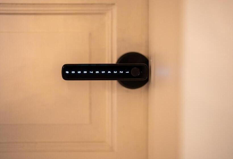 اتاق استاندارد, Maison Ines Luxury B&b