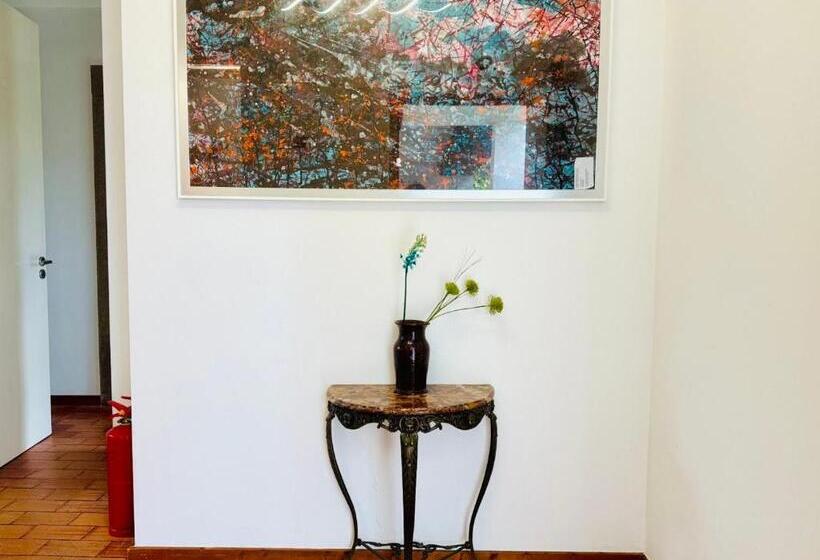 اتاق خانوادگی, Aomo Art Space Hostel