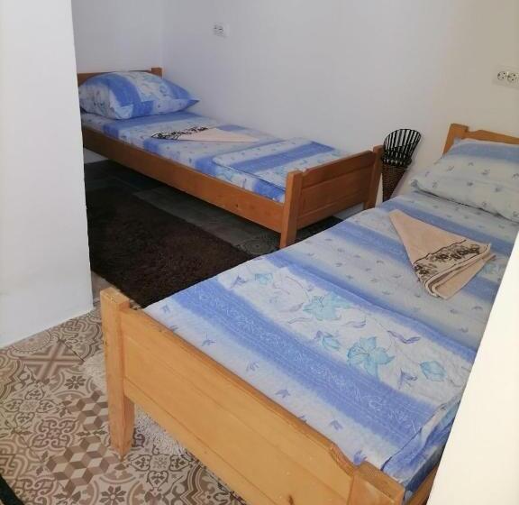 اتاق استاندارد, Guesthouse Djuro