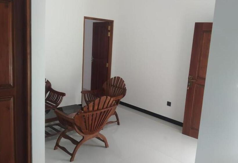 디럭스 패밀리 룸, Samarathunga Guest House