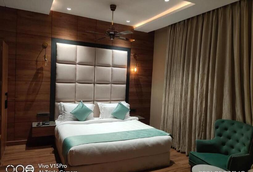 اتاق استاندارد, Raj Vilas Resort Dhanbad
