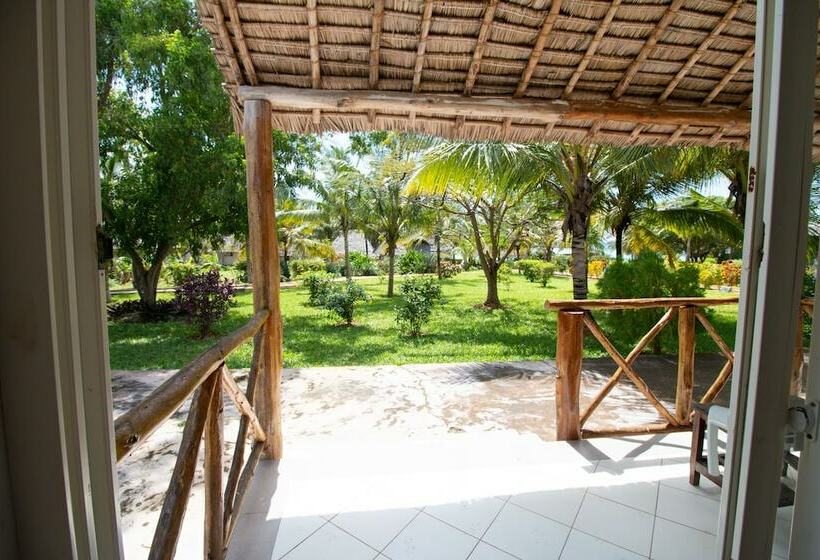 اتاق لوکس با چشم‌انداز دریا, Tanzanite Beach Resort