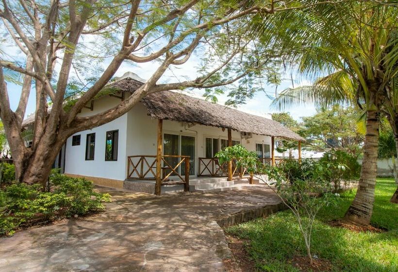 اتاق لوکس با چشم‌انداز دریا, Tanzanite Beach Resort
