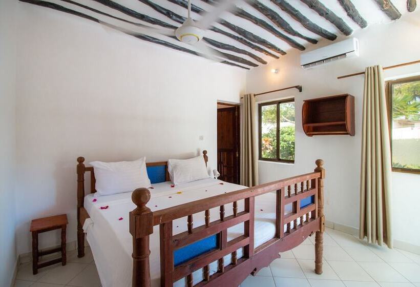 اتاق لوکس, Tanzanite Beach Resort
