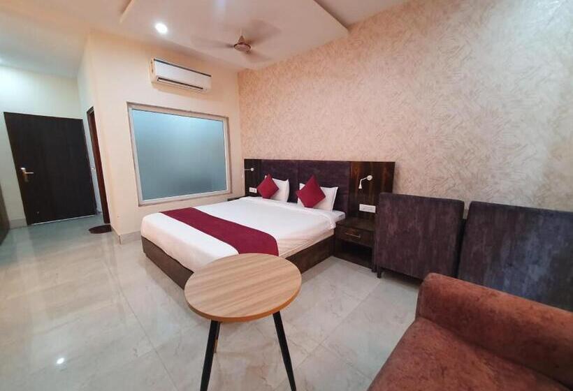 豪华房间, Akash Hotel Managed By Jk Hotels & Resorts
