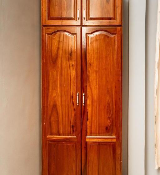 اتاق خانوادگی با سرویس بهداشتی مشترک, Lifetyme Homes