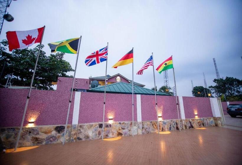 اتاق لوکس, De Ofosu Plaza