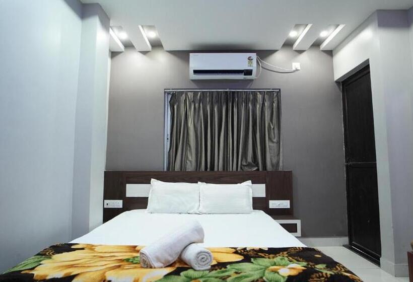 اتاق لوکس, Diya Lodge !! Near Toy Train Park !! New Digha !!