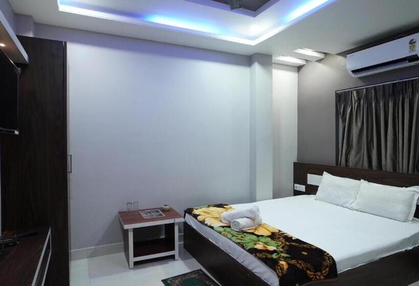 اتاق لوکس, Diya Lodge !! Near Toy Train Park !! New Digha !!