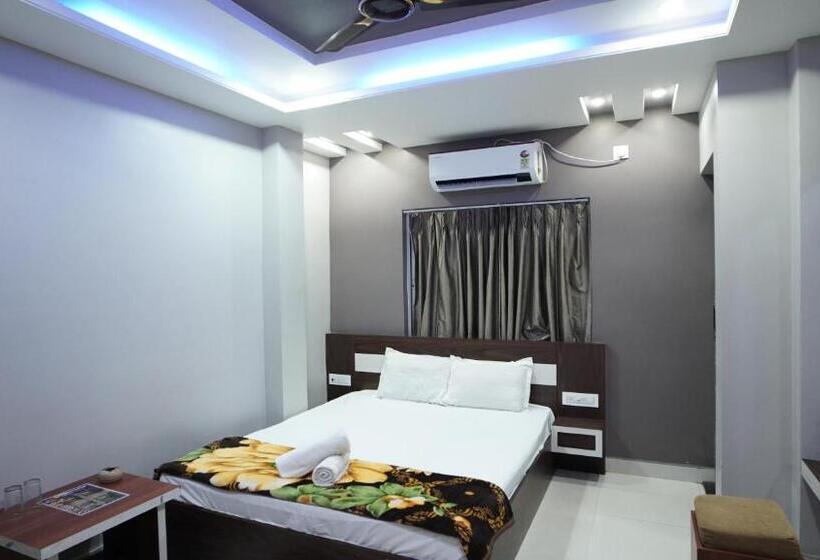 اتاق لوکس, Diya Lodge !! Near Toy Train Park !! New Digha !!