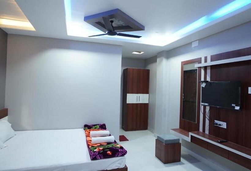 اتاق استاندارد چهار تخته, Diya Lodge !! Near Toy Train Park !! New Digha !!