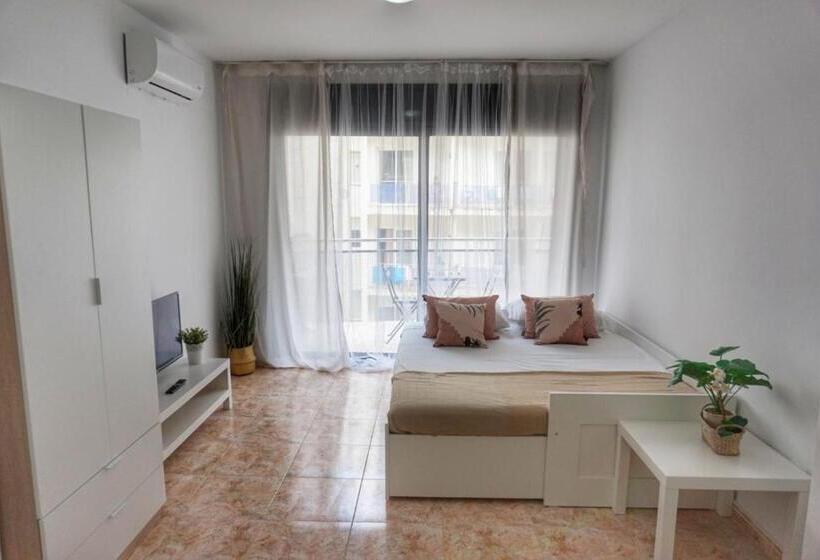 آپارتمان 1 خوابه با بالکن, Cbn Apartments