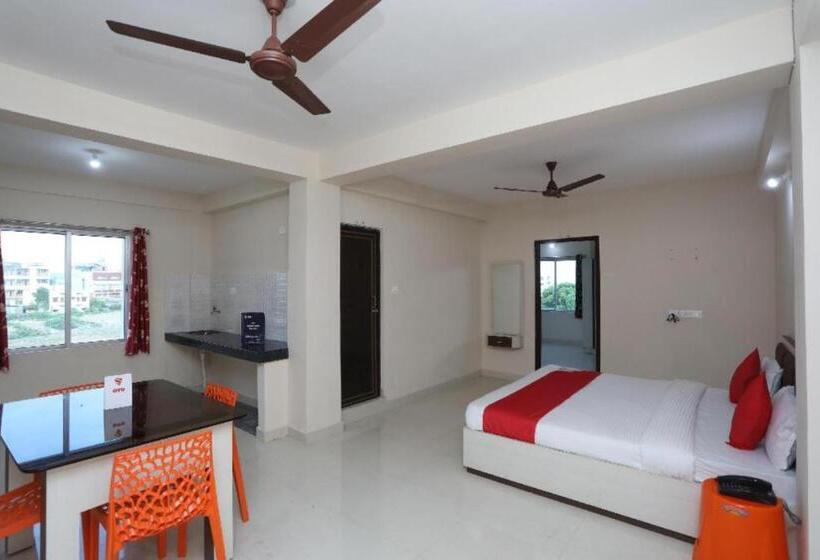 اتاق لوکس چهار تخته, Grand Resort Puri   Swimming Pool And Garden, Near Sea Beach And Temple Fully Air Conditioned