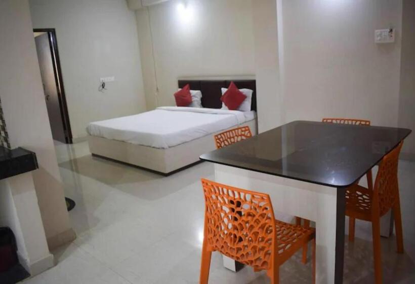 اتاق لوکس چهار تخته, Grand Resort Puri   Swimming Pool And Garden, Near Sea Beach And Temple Fully Air Conditioned
