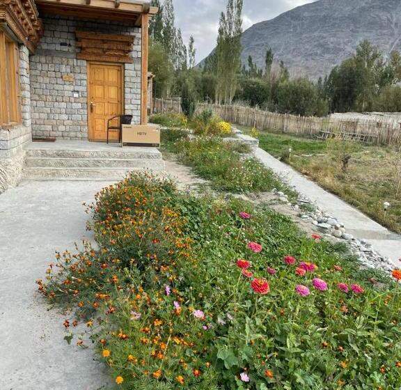 اتاق لوکس, Osay Khar Resort