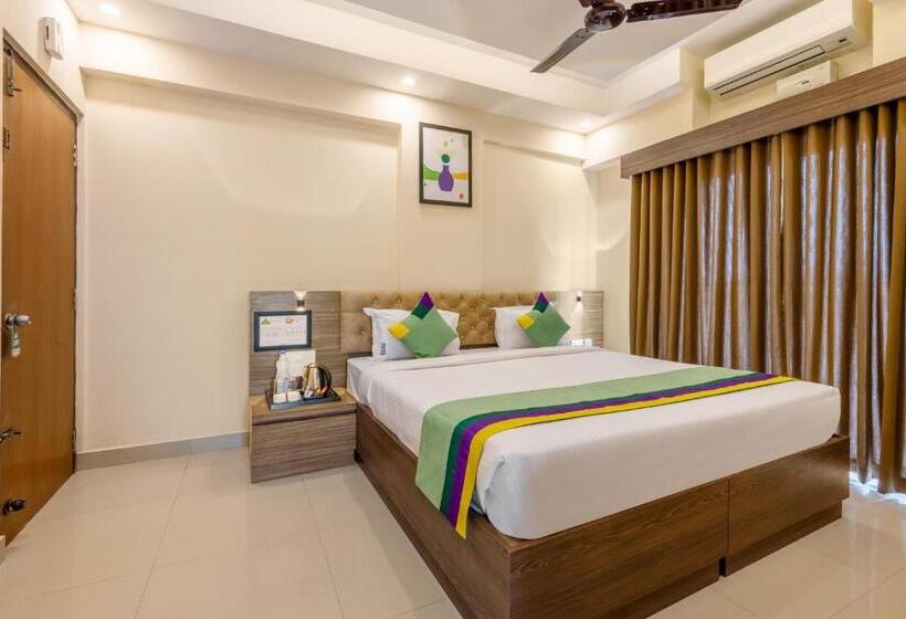 اتاق استاندارد, Treebo Sky City Grand