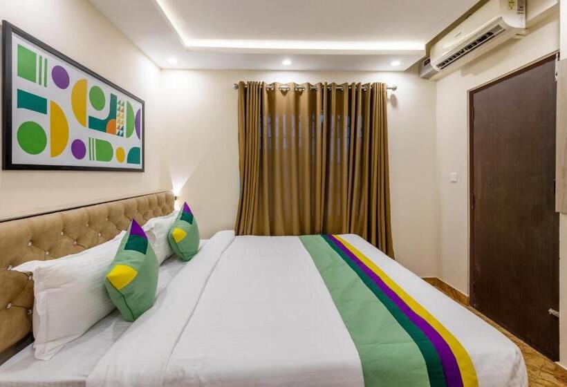 اتاق سوپریور, Treebo Sky City Grand