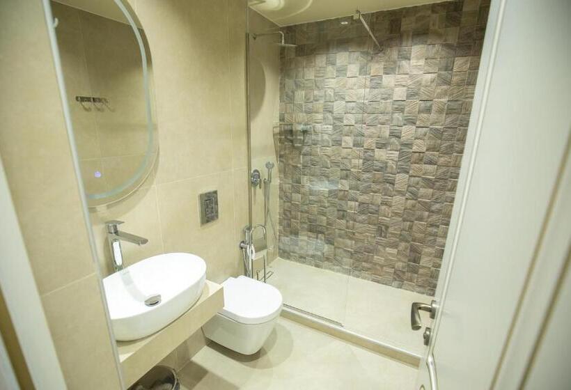 اتاق لوکس, Ketrin Hotel Restaurant