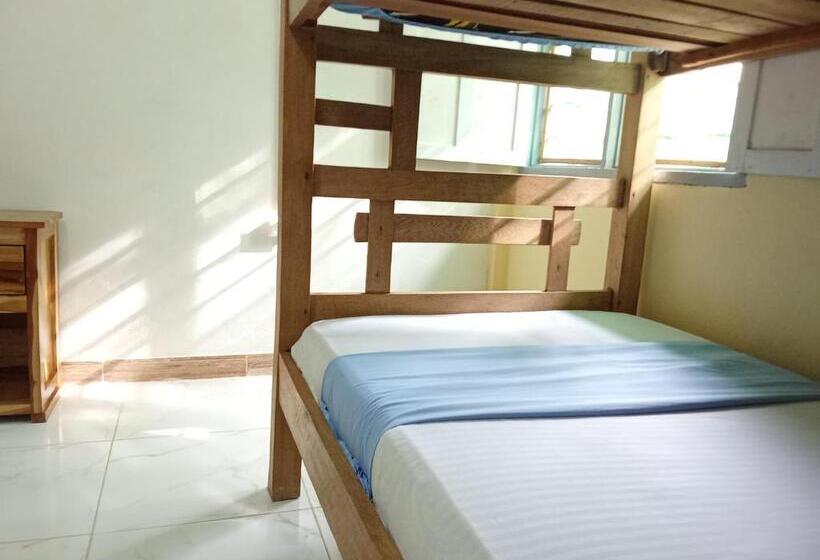 اتاق استاندارد چهار تخته, Bamboo Rincon Del Mar