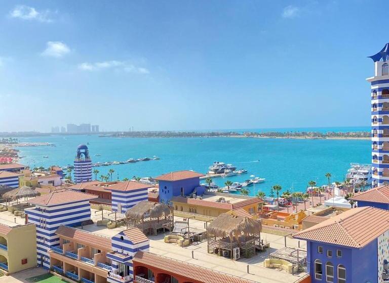 آپارتمان 2 خوابه با چشم‌انداز دریا, Porto Marina Hotel Chalet Seaview   شاليه فندقي بورتو مارينا مارينا 3 الساحل الشمالي فيو بحر و بحيرة