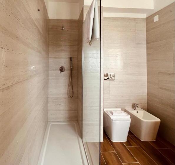 اتاق استاندارد با بالکن, Ivy S House B&b