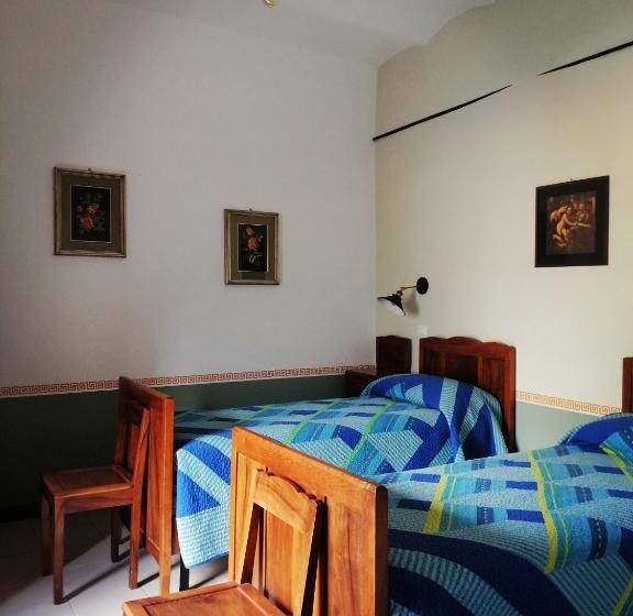 اتاق استاندارد با چشم‌انداز کوهستان, La Citavella B&b