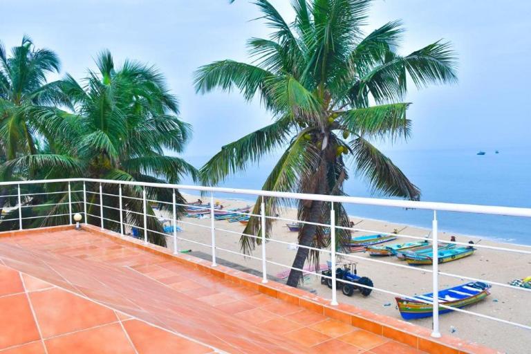 اتاق استاندارد یک نفره با چشم‌انداز دریا, Tm Beach Resort