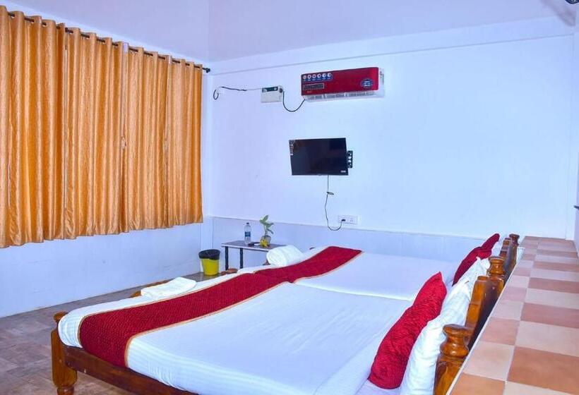 اتاق استاندارد یک نفره با چشم‌انداز دریا, Tm Beach Resort